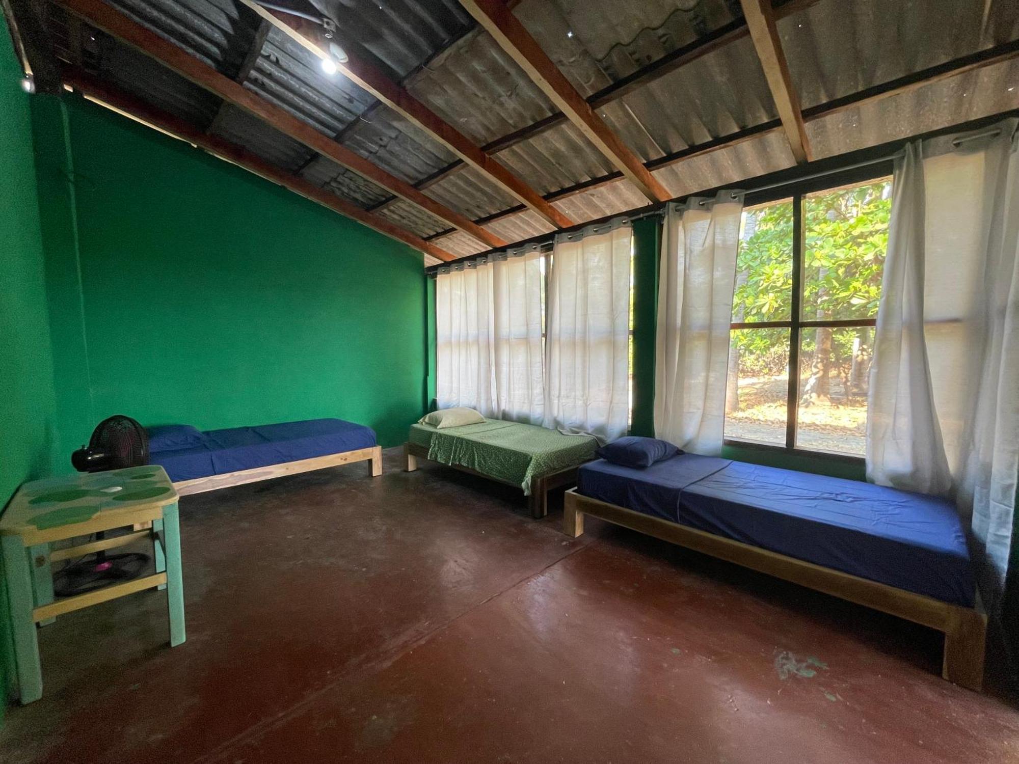 Sugarloaf Beach House & Surf Lodge El Cuco Esterno foto