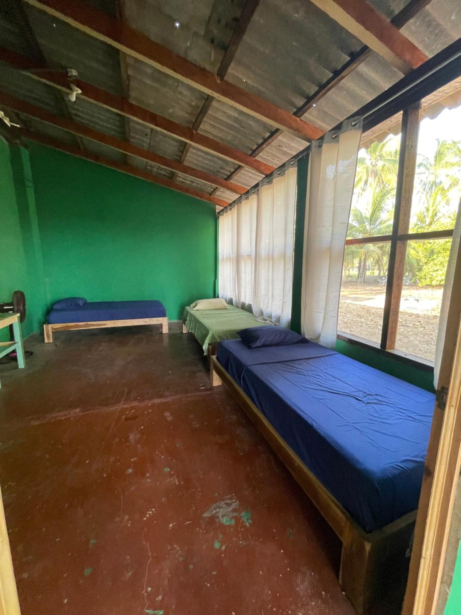 Sugarloaf Beach House & Surf Lodge El Cuco Esterno foto