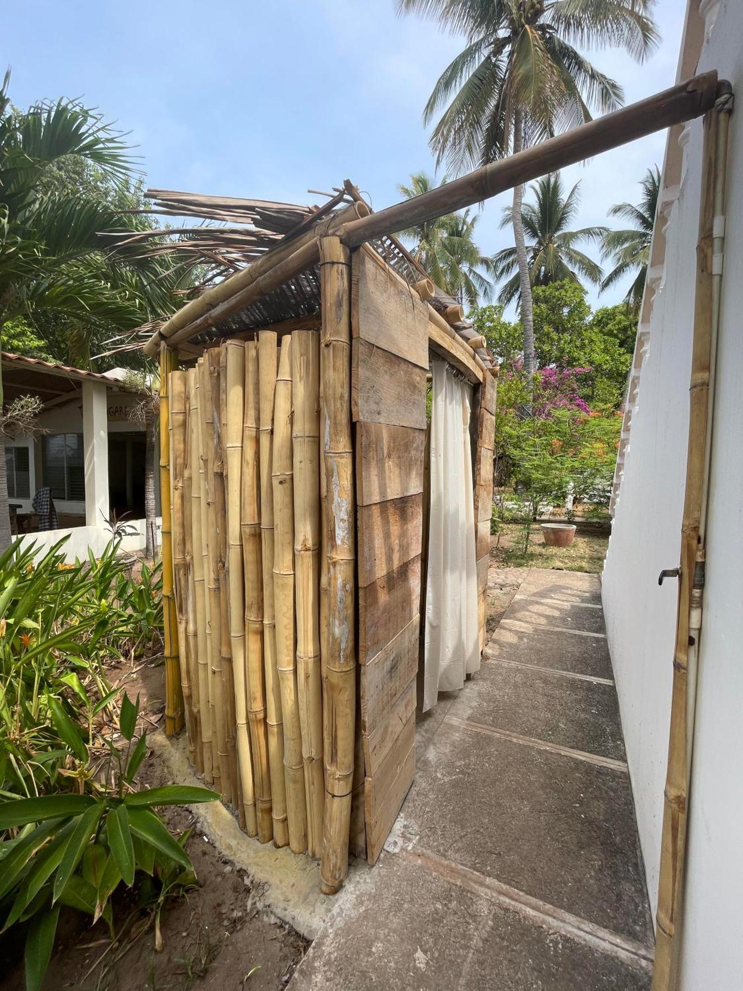 Sugarloaf Beach House & Surf Lodge El Cuco Esterno foto