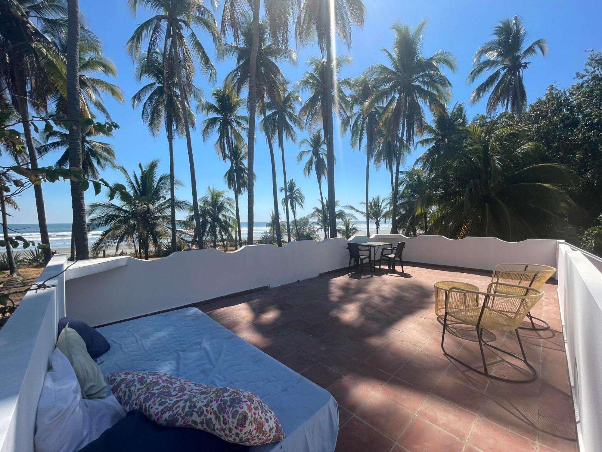 Sugarloaf Beach House & Surf Lodge El Cuco Esterno foto