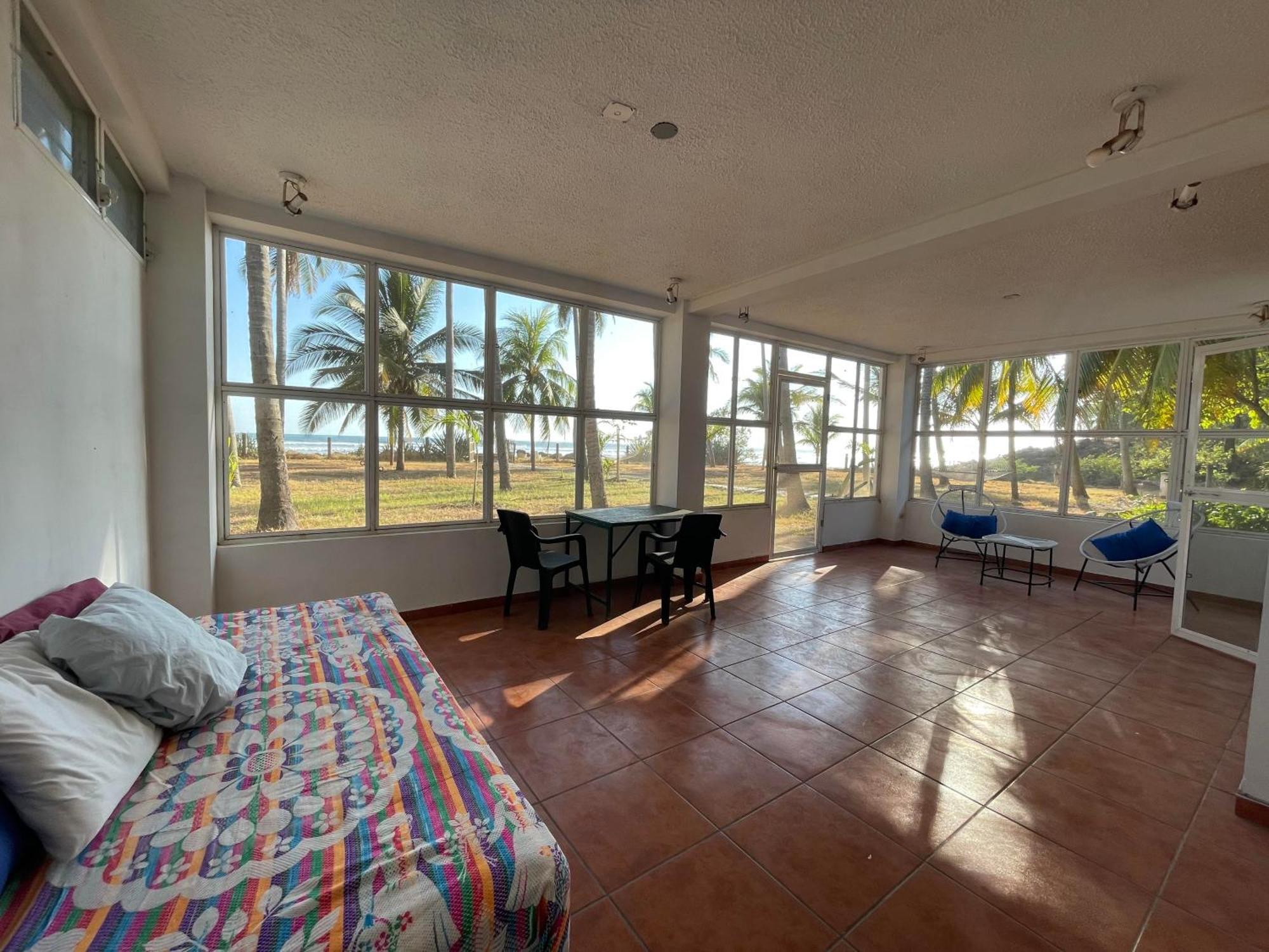 Sugarloaf Beach House & Surf Lodge El Cuco Esterno foto